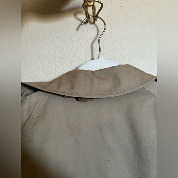 Vintage Burberrys Trench Coat Size L in Tan Lined Wool Tall Length Womens - Picture 9 of 16